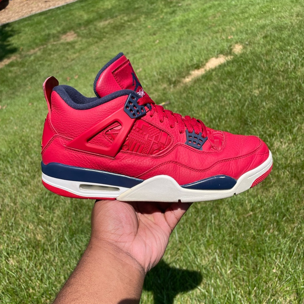Jordan 4 Retro “Fiba” size 11 no box Clean condition